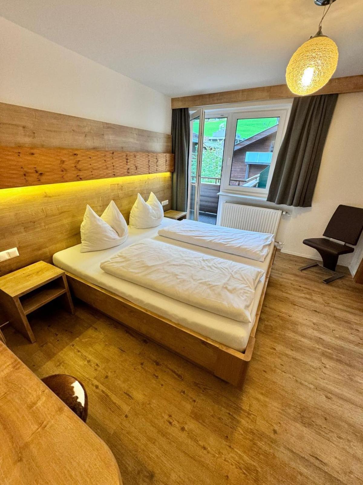 Pension Ahorn Saalbach-Hinterglemm Eksteriør bilde